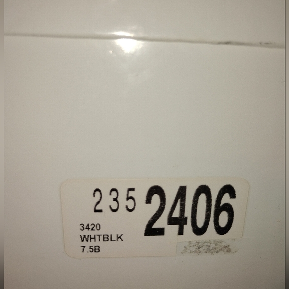 Givenchy City Sport leather low top sneaker size 7.5 - Picture 15 of 16